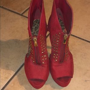 Cathy Jean heels for boot cut jeans !